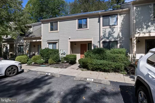 Marlton, NJ 08053,104 DORSET DR