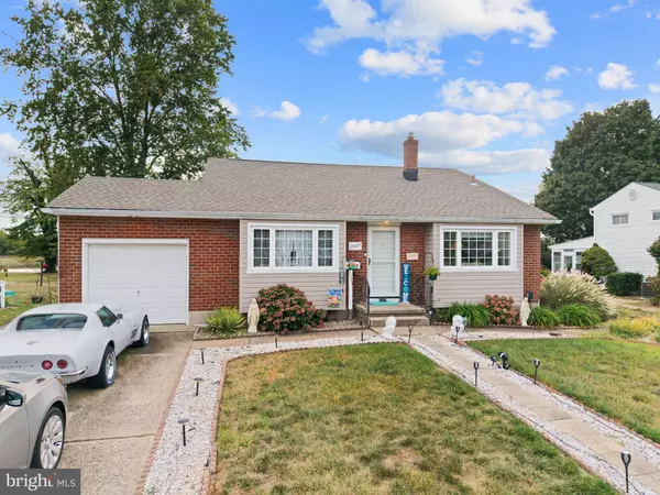 1407 GLENVIEW DR, Cinnaminson, NJ 08077
