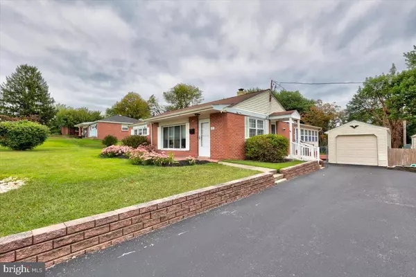 Plymouth Meeting, PA 19462,22 LAUREL LN