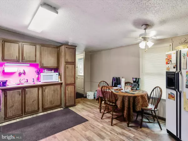 Ridgeley, WV 26753,141 BIRCH LN