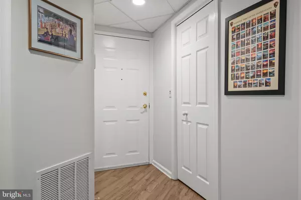 Warminster, PA 18974,8109 CENTENNIAL STA