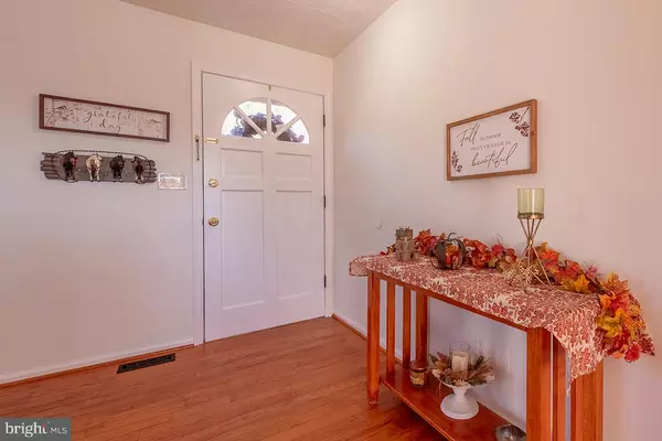 Warrenton, VA 20187,5621 OLD AUBURN RD