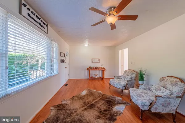 Warrenton, VA 20187,5621 OLD AUBURN RD