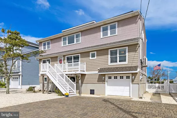 Manahawkin, NJ 08050,60 JENNIE DR