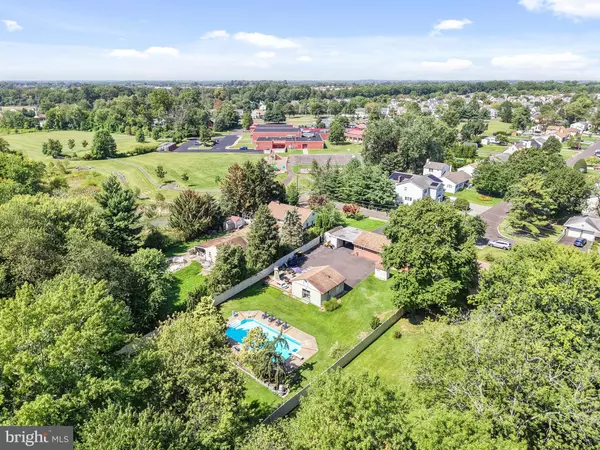 Bensalem, PA 19020,2387 FORREST AVE