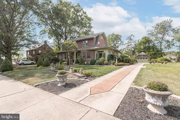 Perkasie, PA 18944,510 S 5TH ST