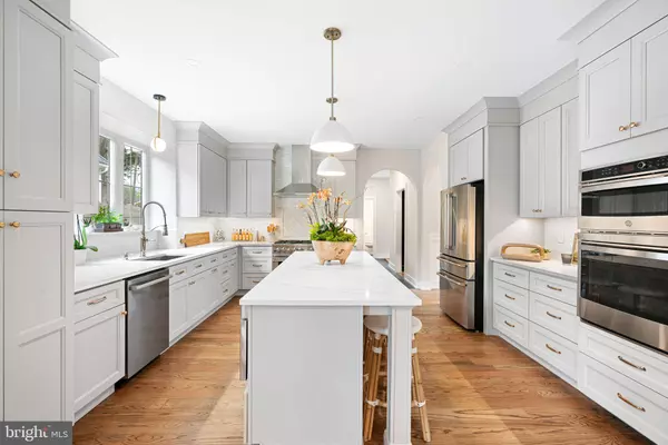 Haddonfield, NJ 08033,801 CEDAR AVE