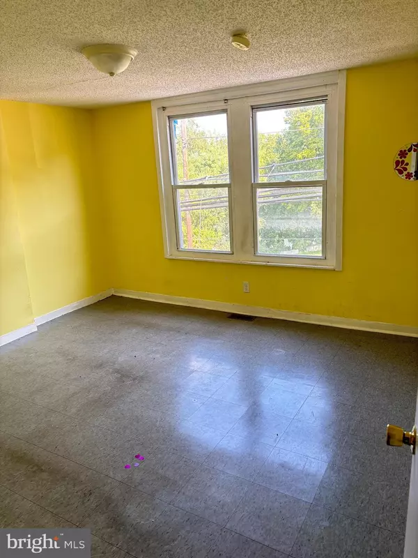 Norristown, PA 19401,416 E OAK ST