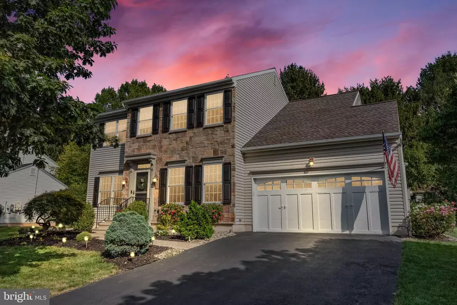 2611 FIELDVIEW DR, Macungie, PA 18062
