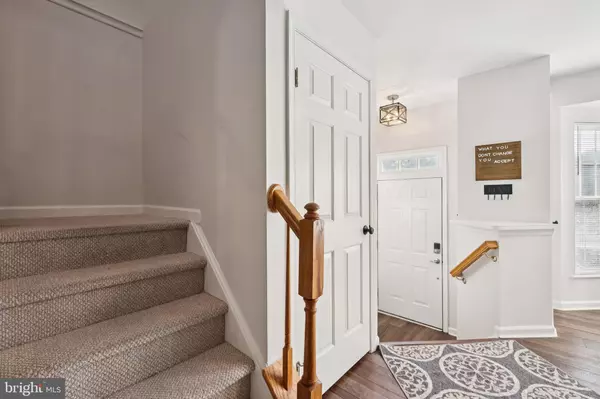 Sicklerville, NJ 08081,73 COACHLIGHT DR