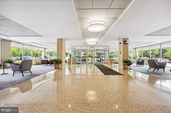Rockville, MD 20852,10500 ROCKVILLE PIKE #320