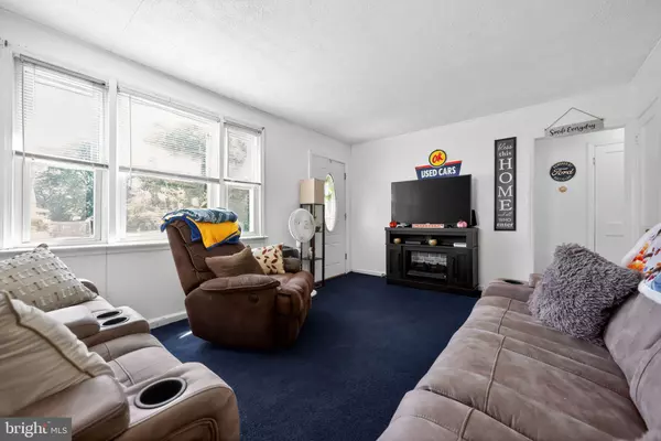 Woodbury, NJ 08096,671 WASHINGTON AVE