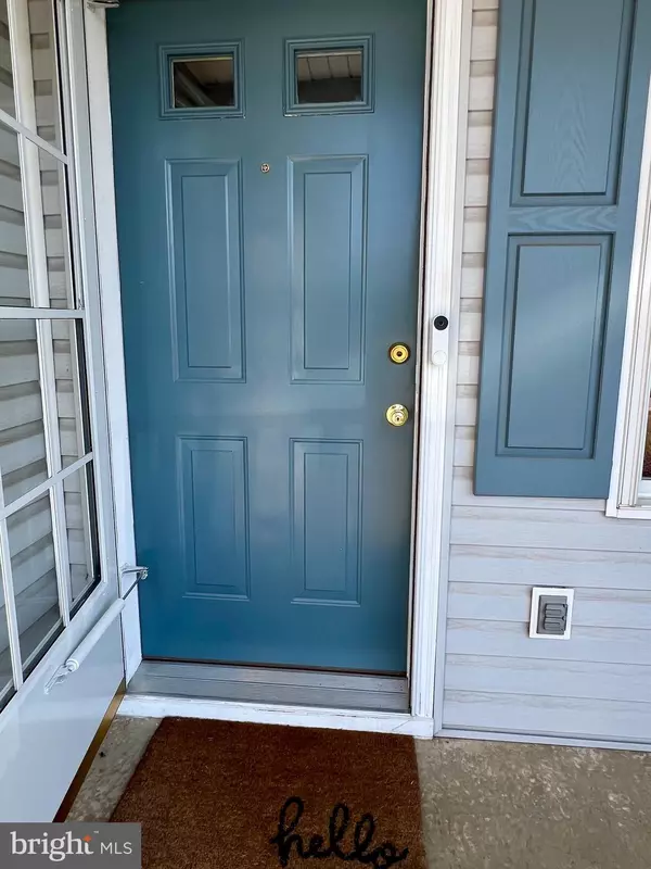 York, PA 17404,3035 VILLAGE CIRCLE W