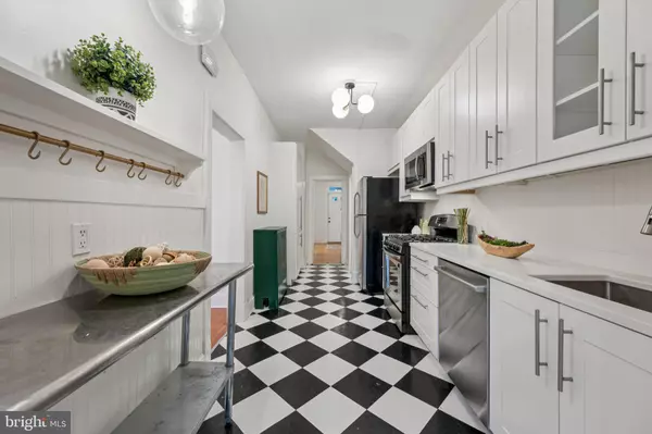 Washington, DC 20011,4613 8TH ST NW