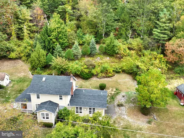 Saylorsburg, PA 18353,423 COTTONTAIL LN