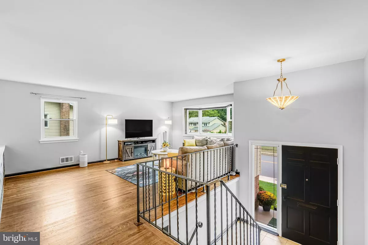 Springfield, VA 22152,7757 CARRLEIGH PKWY