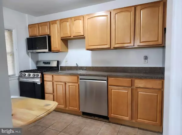 Baltimore, MD 21229,720 N CHAPEL GATE