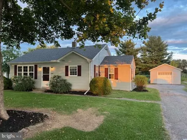 2285 OLD HARRISBURG RD, Gettysburg, PA 17325