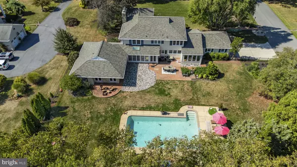 117 S 8TH ST, Mount Wolf, PA 17347