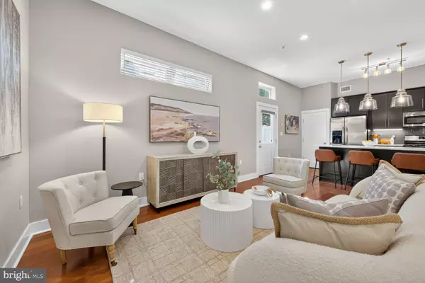 Washington, DC 20010,762 PARK RD NW #7