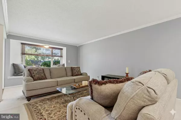 Newtown Square, PA 19073,238 E CHELSEA CIR