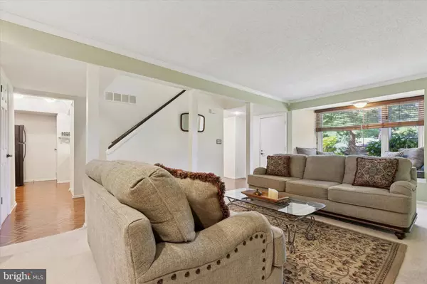 Newtown Square, PA 19073,238 E CHELSEA CIR