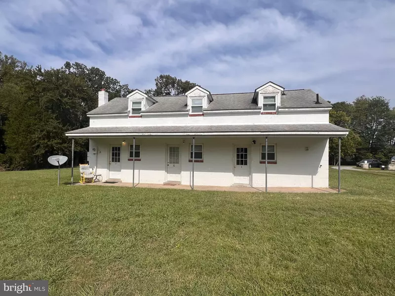 121 #5 E BROADDUS AVE, Bowling Green, VA 22427