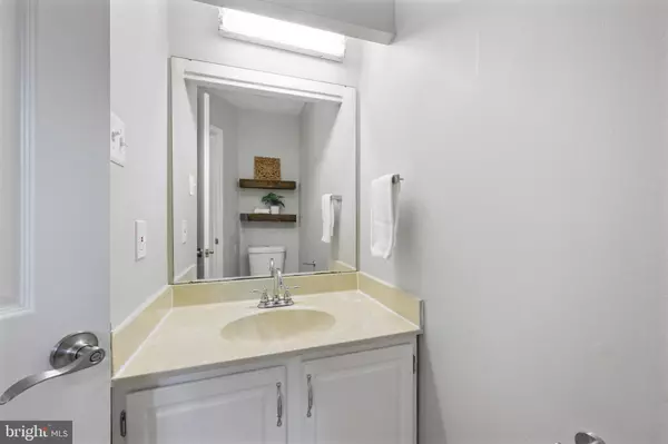 Owings Mills, MD 21117,31 MERINO CT