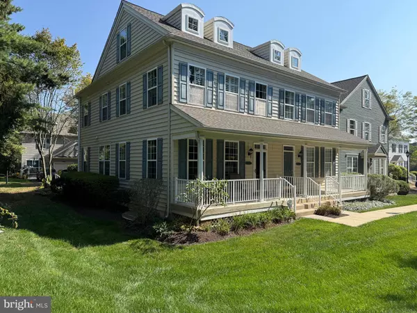 6 EDISON LN, Doylestown, PA 18901