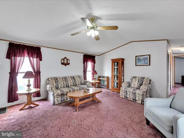 Myerstown, PA 17067,86 COUNTRY ACRES GOLD PARK