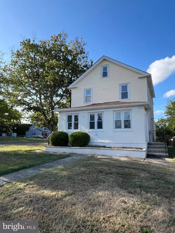 Maple Shade, NJ 08052,105 MECRAY LN