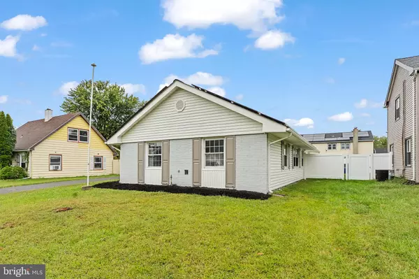 Willingboro, NJ 08046,31 POND LN