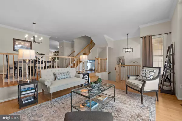 Alexandria, VA 22312,5255 MORNING MIST LN