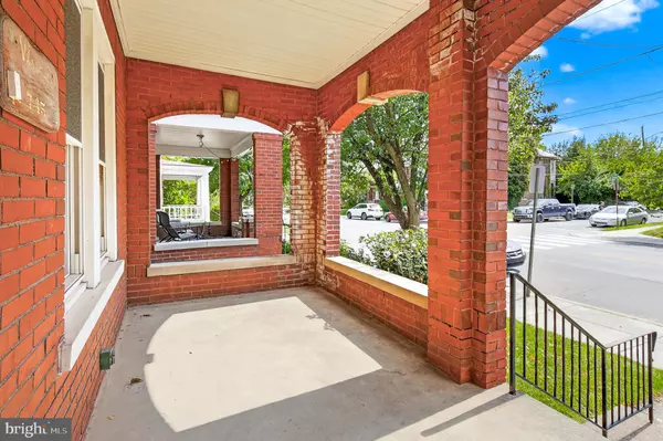 Lancaster, PA 17602,745 N FRANKLIN ST