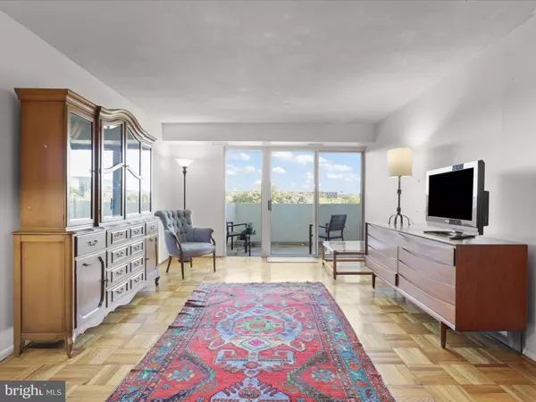 Washington, DC 20024,700 7TH ST SW #516