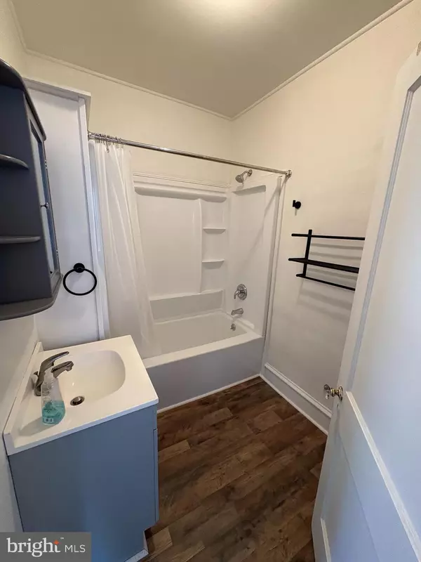 Cheltenham, PA 19012,121 CENTRAL AVE #1 FRONT