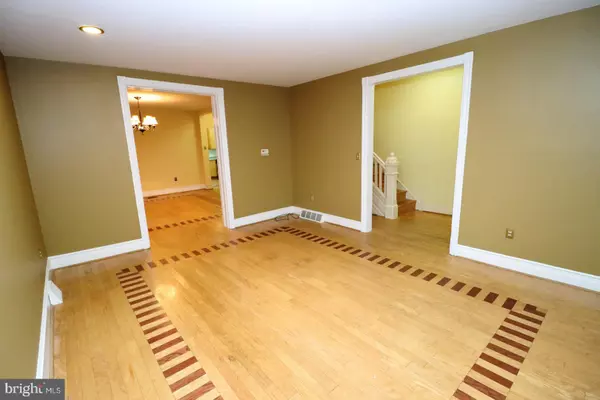 Philadelphia, PA 19143,4515 REGENT ST