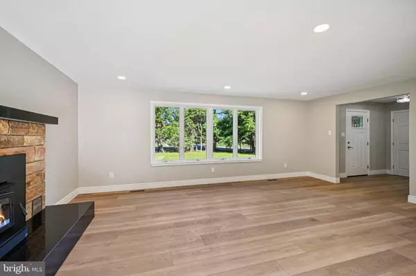 Ambler, PA 19002,711 E BUTLER PIKE