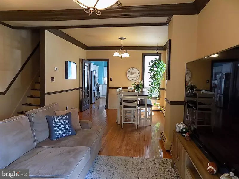 19 N SEWARD ST, York, PA 17404