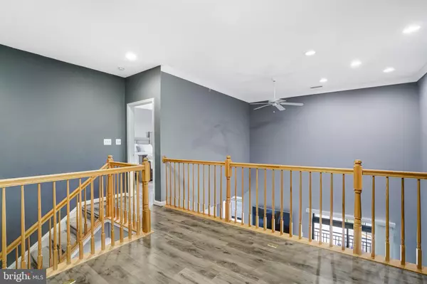 Lorton, VA 22079,9000 LORTON STATION BLVD #209