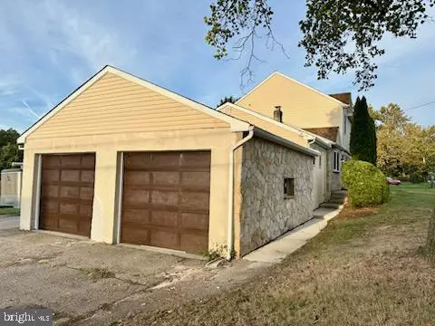 Blackwood, NJ 08012,894 SOMERDALE RD