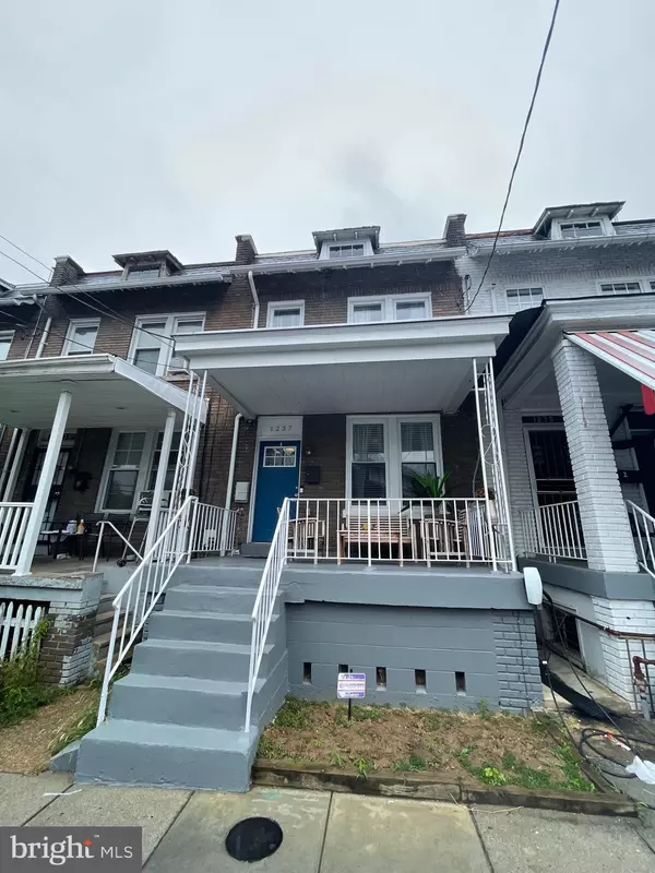 1237 ROCK CREEK FORD RD NW, Washington, DC 20011