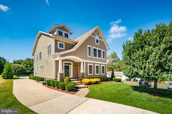 Vienna, VA 22180,217 PLEASANT ST SW