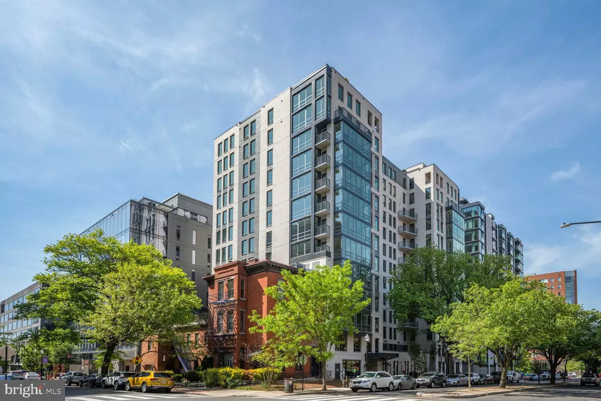 Washington, DC 20001,950 3RD ST NW #PH 1306