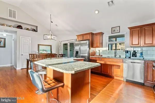 Tuckerton, NJ 08087,1019 S GREEN ST