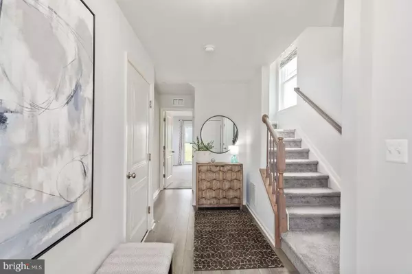 West Deptford Twp, NJ 08096,3 VICTORIAN WAY