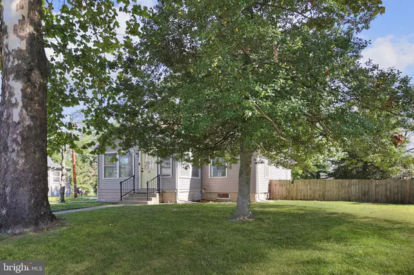 Burlington, NJ 08016,18 CENTRAL AVE