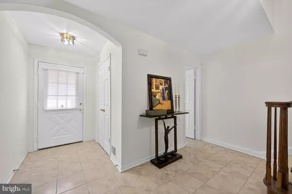 Rockville, MD 20853,15324 GEORGIAN CT E