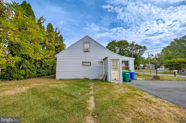 Enola, PA 17025,219 CENTER ST