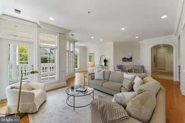 Mclean, VA 22101,1480 EVANS FARM DR #202